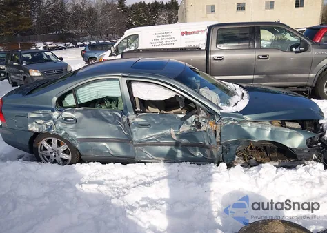 2004 Volvo S60 2.5T Awd из США, поврежденный, VIN YV1RH59H042391919